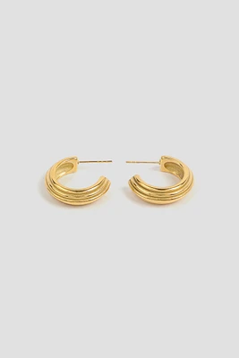 Ardene Stainless Steel Ribbed Hoop Earrings in Gold