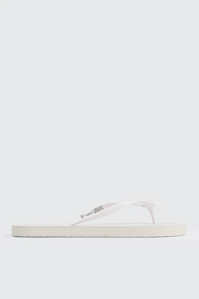 Ardene 3D Flower Flip-Flops Sandals in | Size | Eco-Conscious
