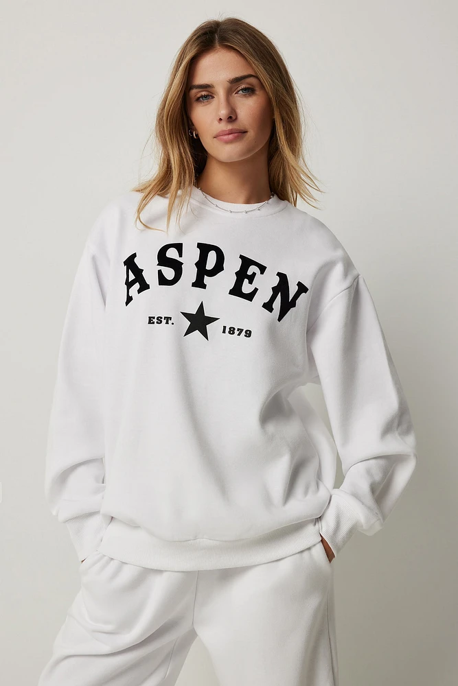 Ardene Destination Sweatshirt in White | Size Large | Polyester/Cotton | Fleece-Lined