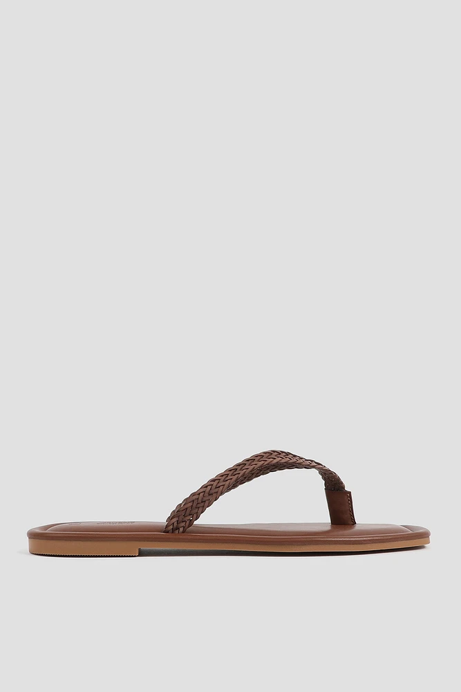 Ardene Braided Flip-Flops Sandals in | Size | Faux Leather