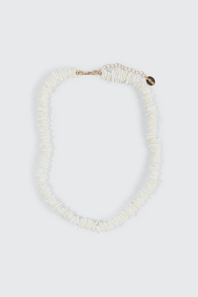 Ardene Shell Necklace in White