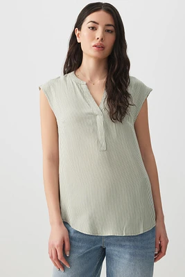 Ardene Basic Dolman Cap Sleeve Tunic in Sage | Size | Rayon | Eco-Conscious | 100% Recycled