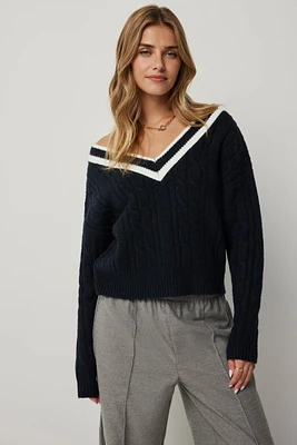 Ardene Short Cable Knit Sweater in Dark Blue | Size Large | Polyester/Spandex