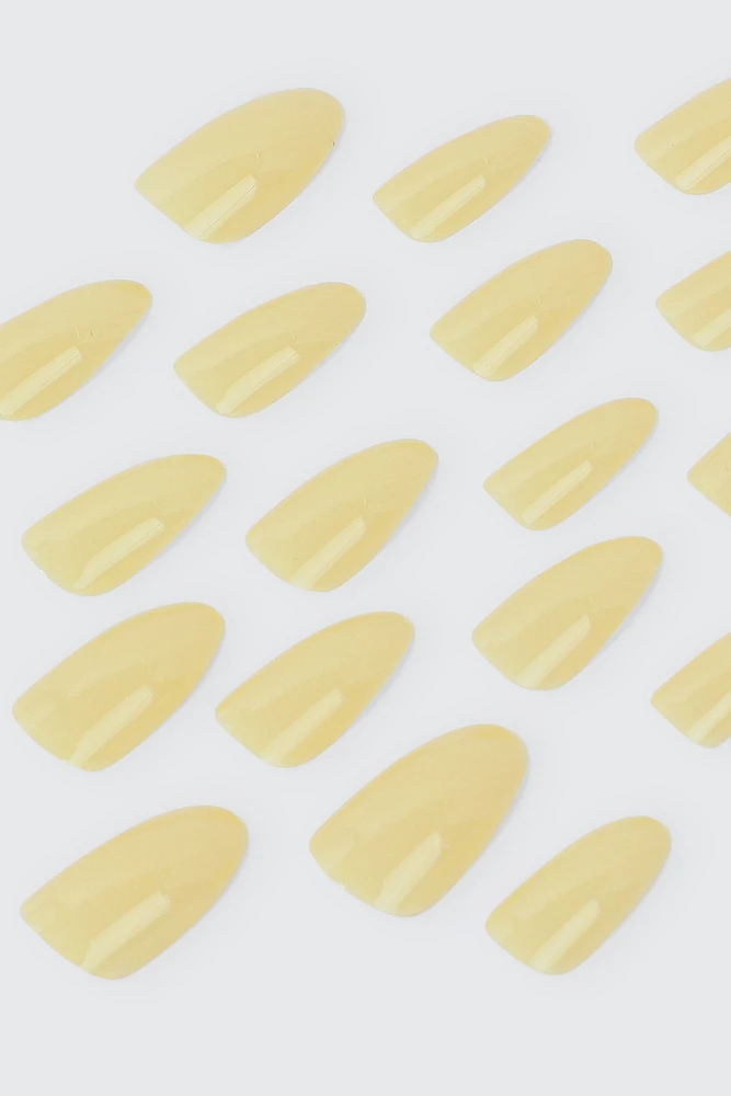 Ardene 20-Pack Almond Shaped Fake Nails in Light Yellow