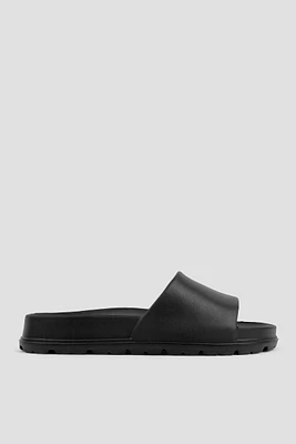 Ardene Lightweight Chunky Slides in Black | Size