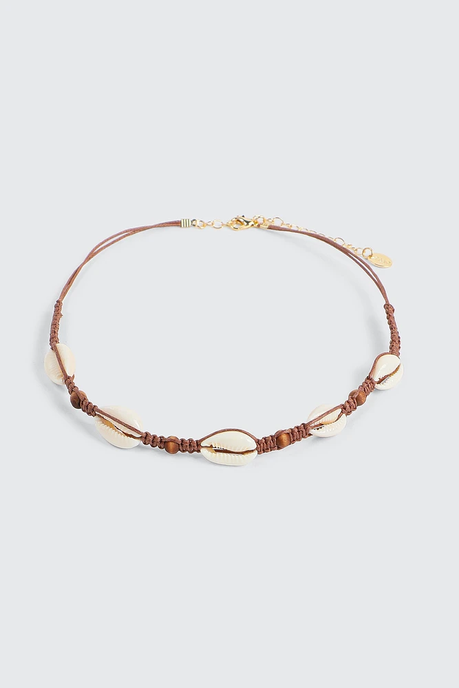Ardene Seashell Necklace in Brown