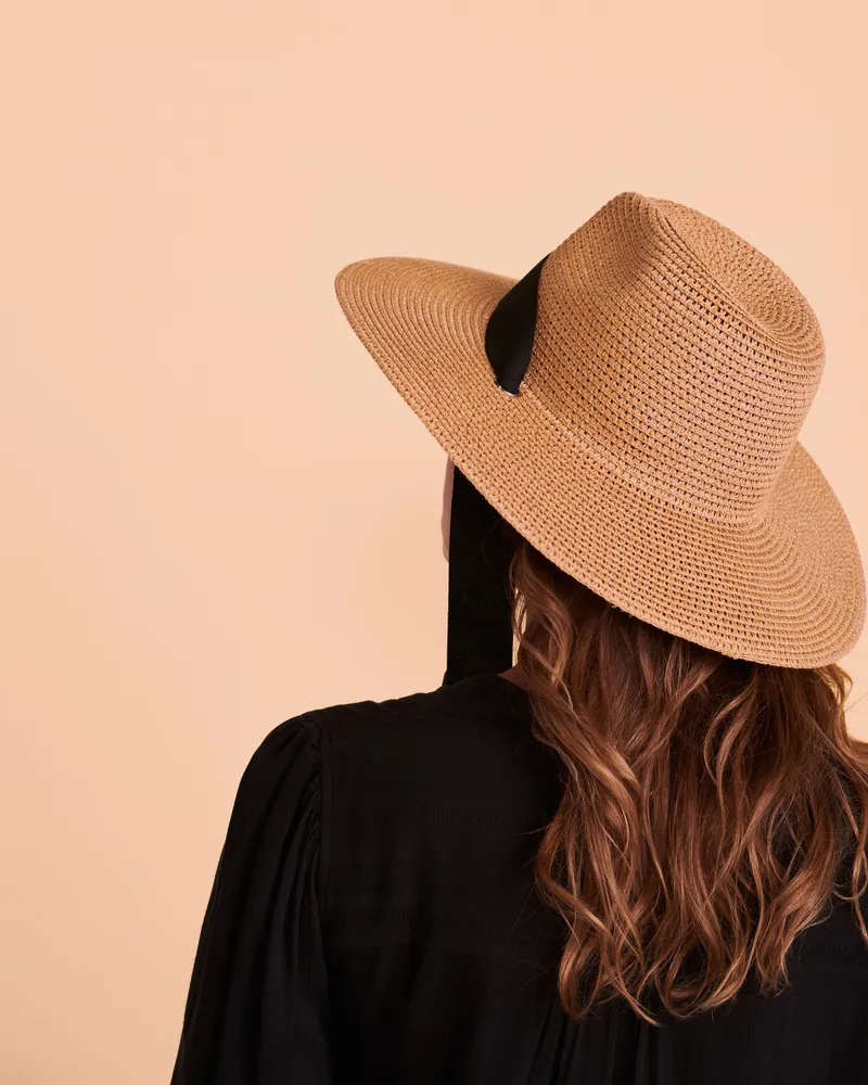 Chapeau détail de corde
