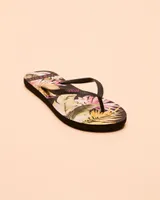 ON THE COAST Flip Flop