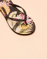 ON THE COAST Flip Flop