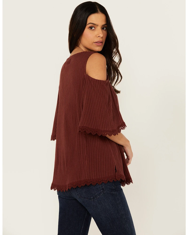 Shyanne Women's Short Sleeve Cold Shoulder Top