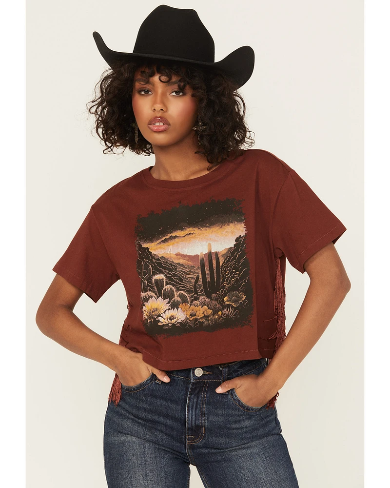 Shyanne Women's Fringe Scenic Short Sleeve Graphic Tee