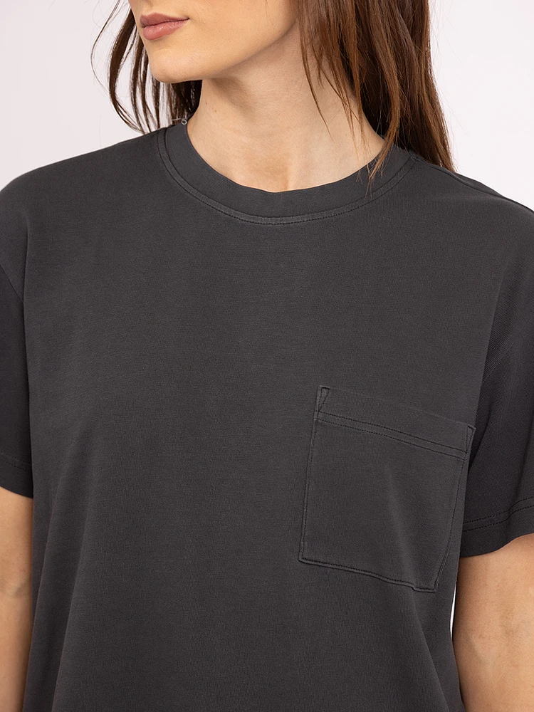 kade crewneck tshirt