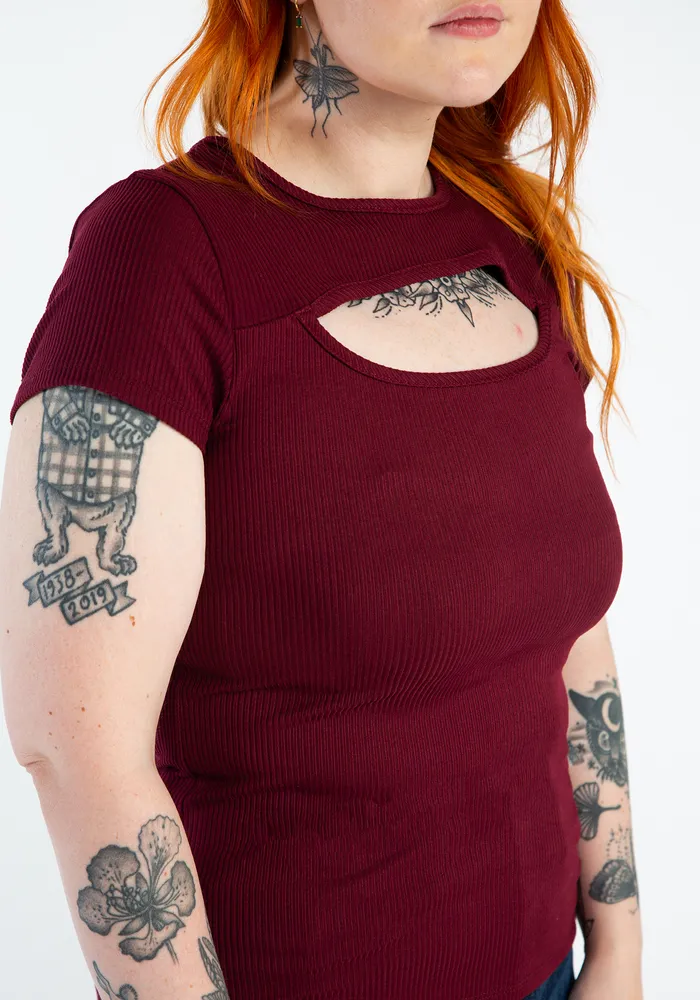 lea cut out short sleeve tee