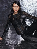 Long-sleeve knit fitted crop vest