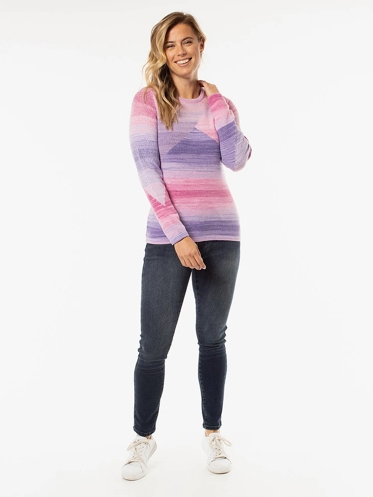 Long-sleeve semi-fitted pullover sweater