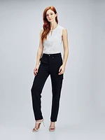 Narrow semi-fitted pant