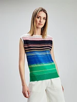Short-sleeve semi-fitted pullover sweater