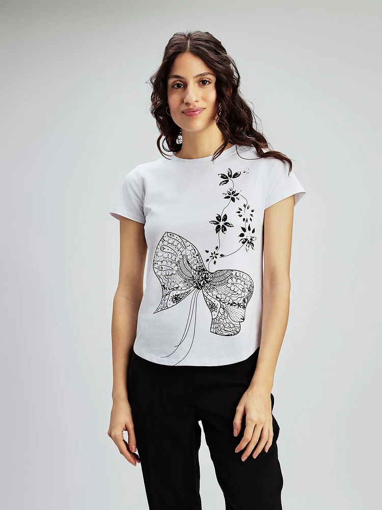 Short-sleeve semi-fitted t-shirt
