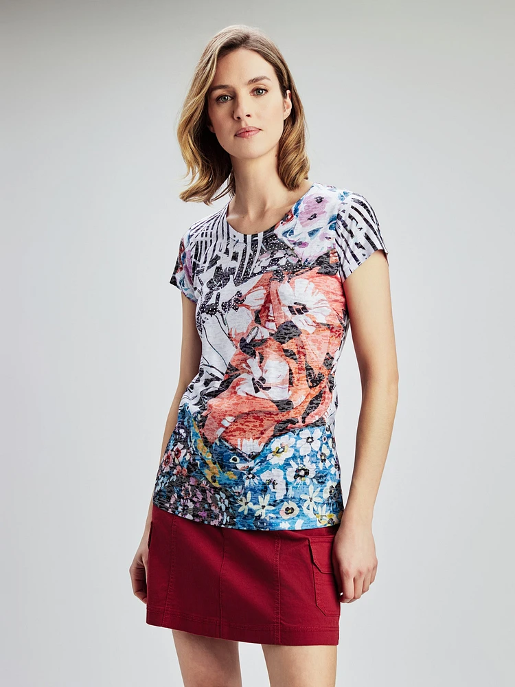 Short-sleeve semi-fitted t-shirt