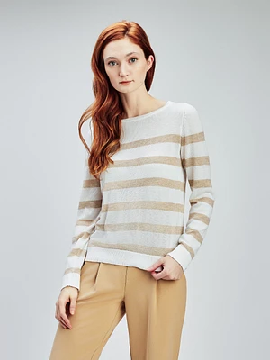 Long-sleeve semi-fitted pullover sweater