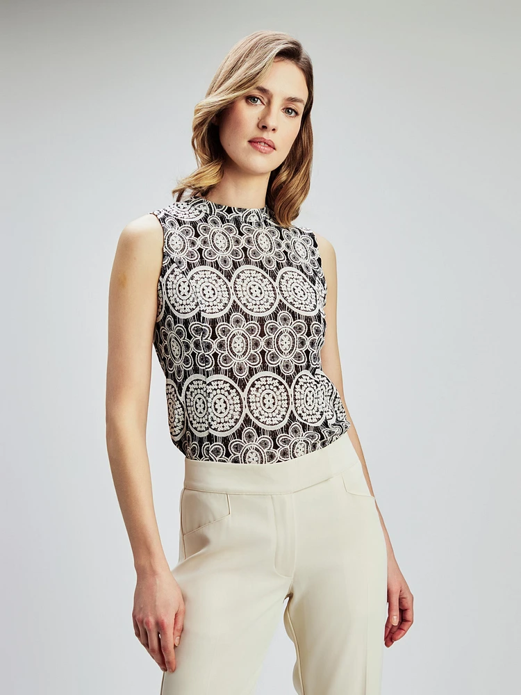 Semi-fitted tank top
