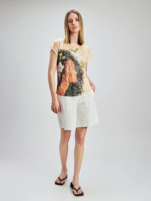 Short-sleeve semi-fitted t-shirt
