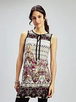 Sleeveless semi-fitted tunic