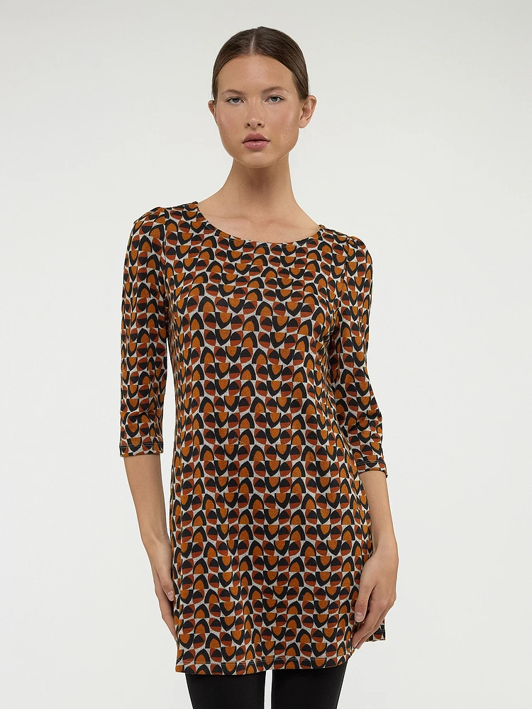 3/4-sleeve semi-fitted tunic