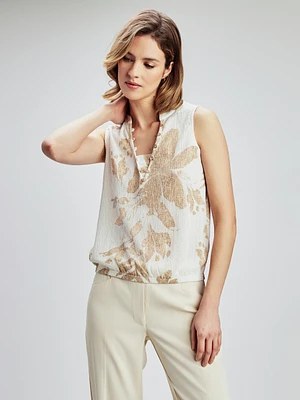 Semi-fitted tank top