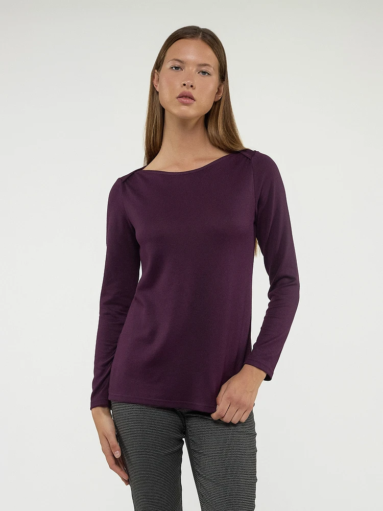 Long-sleeve semi-fitted t-shirt