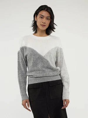 Long-sleeve loose pullover sweater