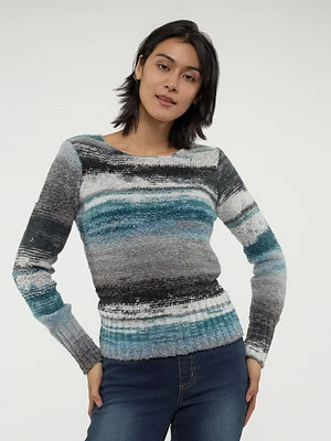 Long-sleeve semi-fitted pullover sweater