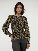 Long-sleeve semi-fitted t-shirt