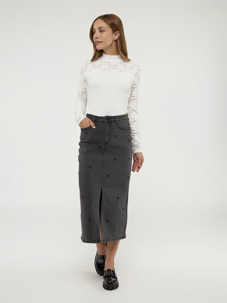 Long-sleeves fitted t-shirt