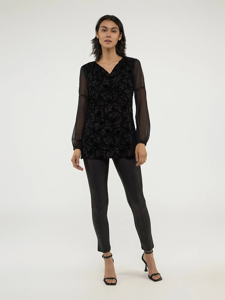 Long-sleeve loose blouse