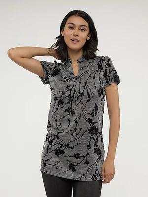 Short-sleeve semi-fitted tunic