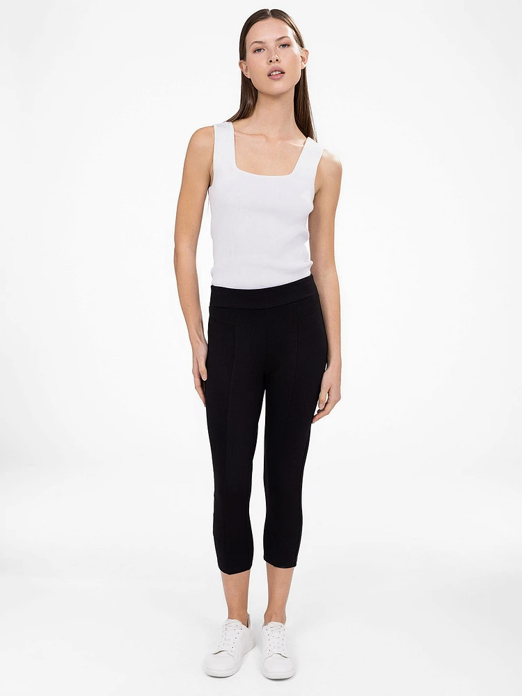 Skinny fitted knit pull-on capri