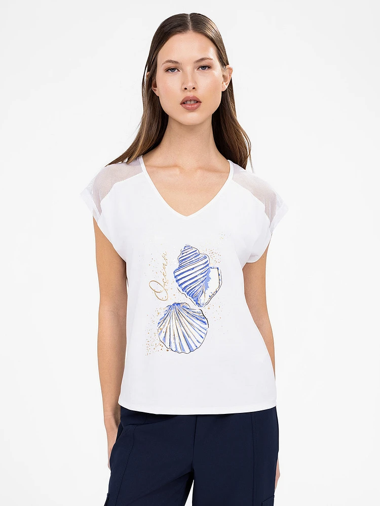 Short-sleeve semi-fitted t-shirt