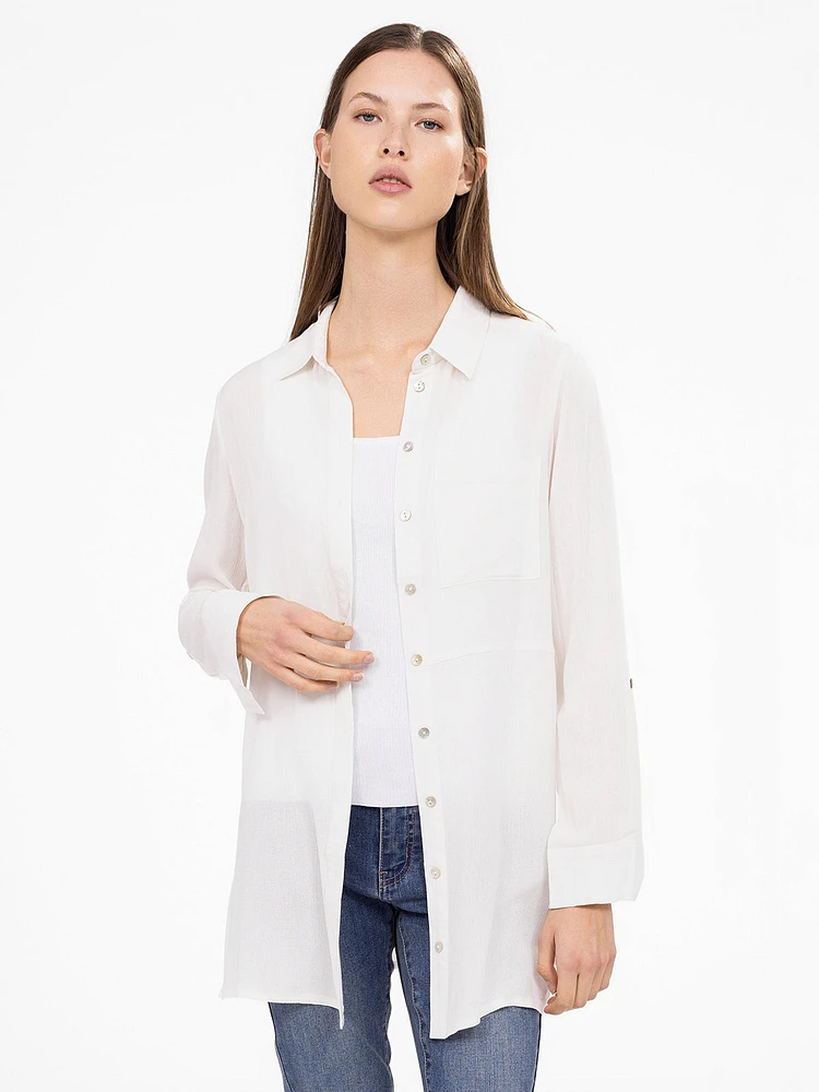 Long-sleeve semi-fitted blouse with buttons