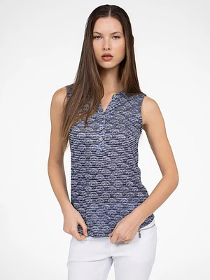 Semi-fitted tank top