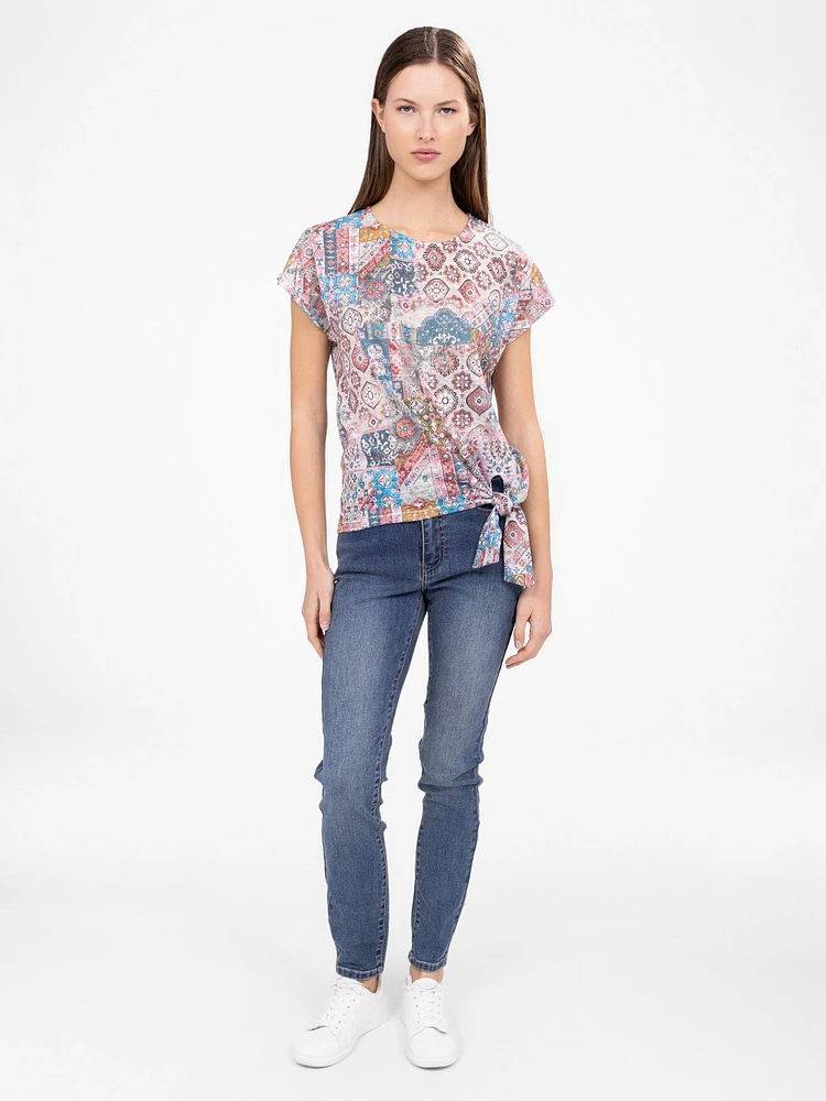 Short-sleeve semi-fitted t-shirt