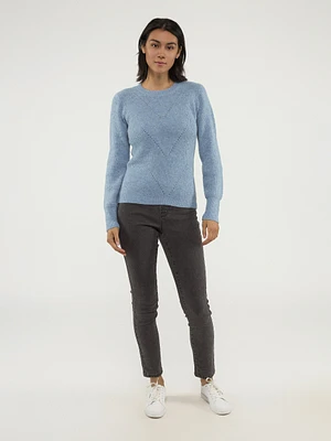 Long-sleeve semi-fitted pullover sweater
