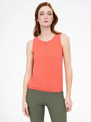 Semi-fitted tank top