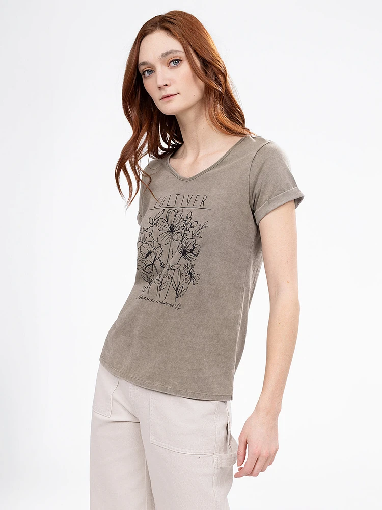 Short-sleeve semi-fitted t-shirt