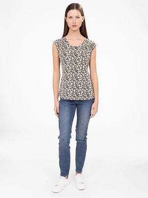 Short-sleeve semi-fitted t-shirt