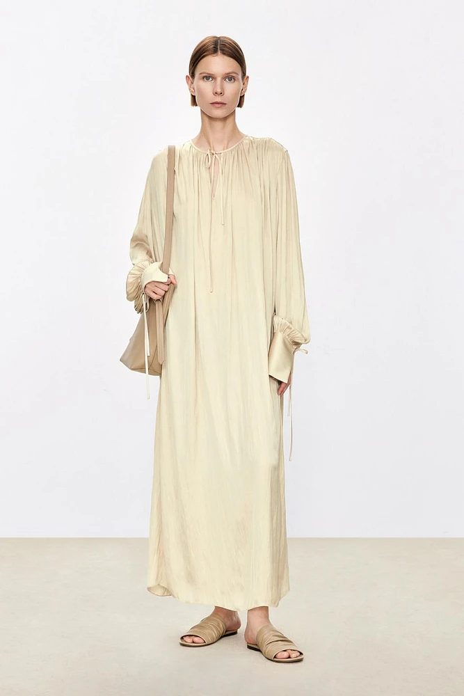 Japanese High-Density Soft Light Fabric Dress