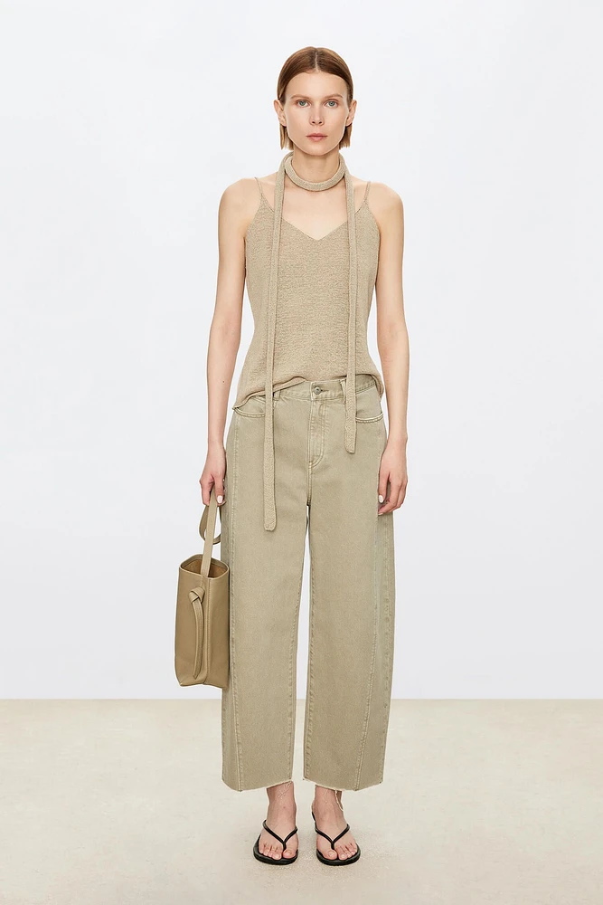 Raw Edge Curved Nine-Point Denim