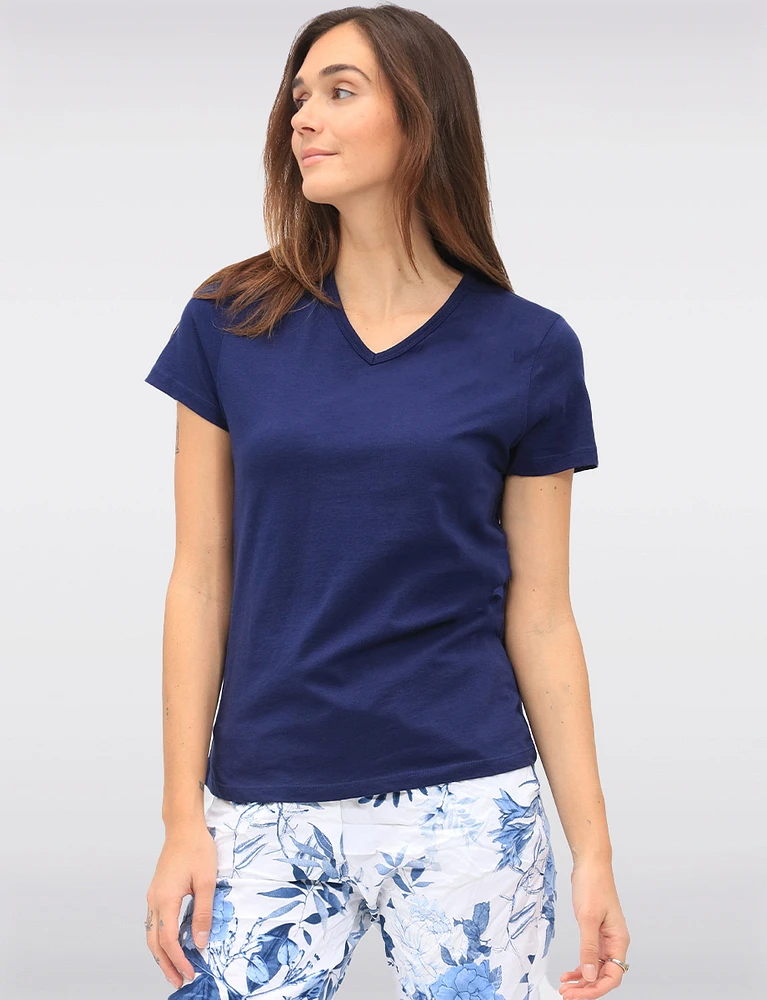 Basic Vegan Solid Cotton Short Sleeve V-Neck T-shirt by Point Zero