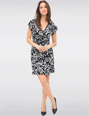 Elegant Crossover V-Neck Sleeveless Printed Dress with Removable Belt by GWV