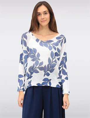 Chic Leaf Print Scoop-Neck Knit Top with Long Dolman Sleeves by Froccella